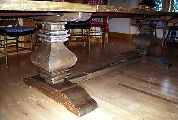 Pedestal Table Detail